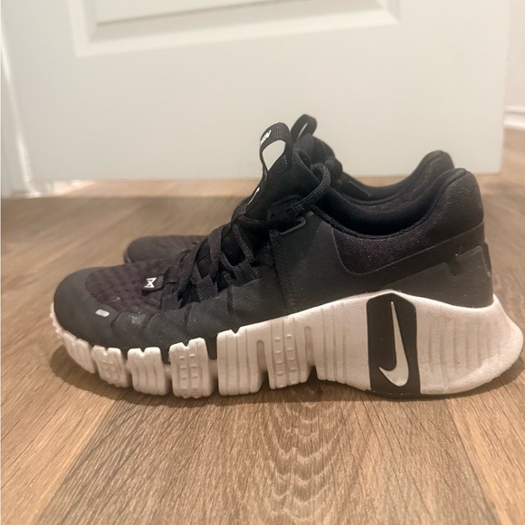 Black and White Athletic Sneakers - Picture 2 of 4